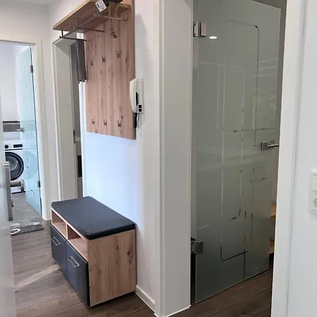 Zentrale  *